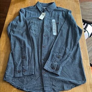 Duluth Trading Men’s Free Swinging Flannel Slim Fit Shirt size Medium